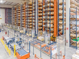 Les entrepôts automatisés permettent une gestion avancée et sécurisée des marchandises Les entrepôts automatisés permettent une gestion avancée et sécurisée des marchandises