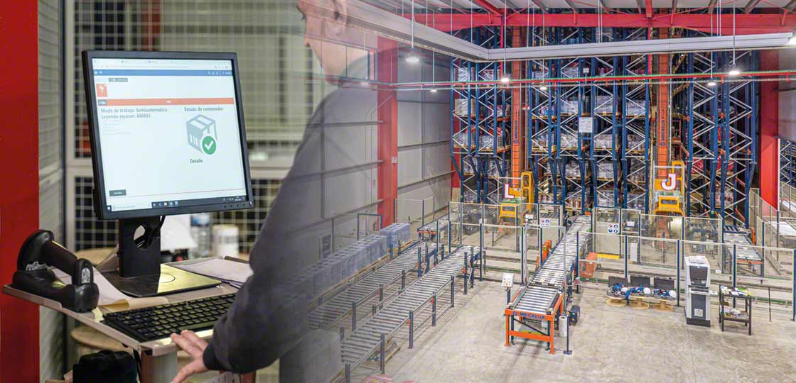 Un logiciel de gestion d’entrepôt comme Easy WMS coordonne toutes les opérations dans un silo automatique