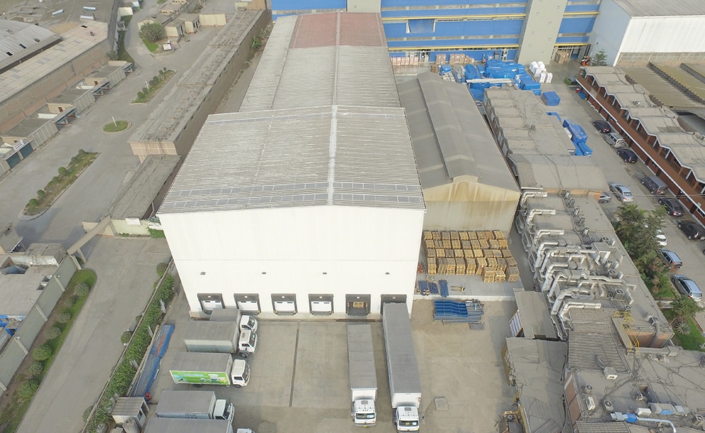 Mecalux a proposé la construction d’un nouvel entrepôt autoportant. Cet espace de stockage supplémentaire de 475 m² mesure 16 m de haut et permet de stocker 780 palettes