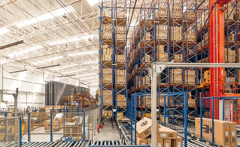 Le fabricant de vélos BH Bikes automatise le stockage des palettes et des caisses dans son nouveau centre logistique de Vitoria Le fabricant de vélos BH Bikes automatise le stockage des palettes et des caisses dans son nouveau centre logistique de Vitoria